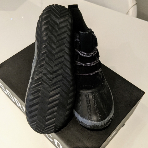 🔥LAST Sorel Quilted Black OutnAbout Plus Boots 9 - Picture 4 of 5